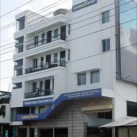 Two Bedroom Apartment, Mombasa Cbd Exterior photo