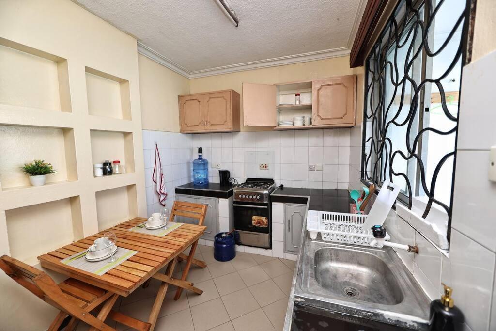 Apartment Two Bedroom Apartment, Cbd